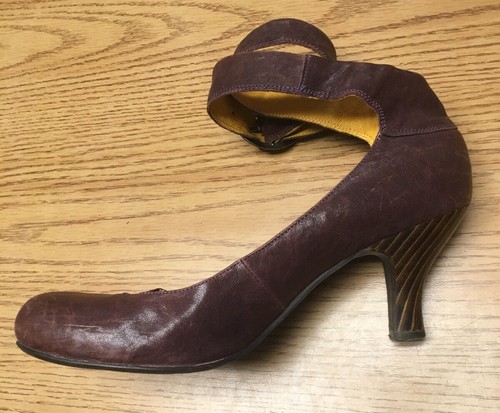 Zapatos de salón Jeffrey Campbell Edson 2 con correa al tobillo tacón alto, púrpura ciruela, 9 - Imagen 3 de 7