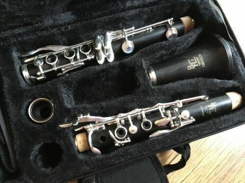 B&H Boosey and Hawkes Regent II Clarinet in Original Black Carry