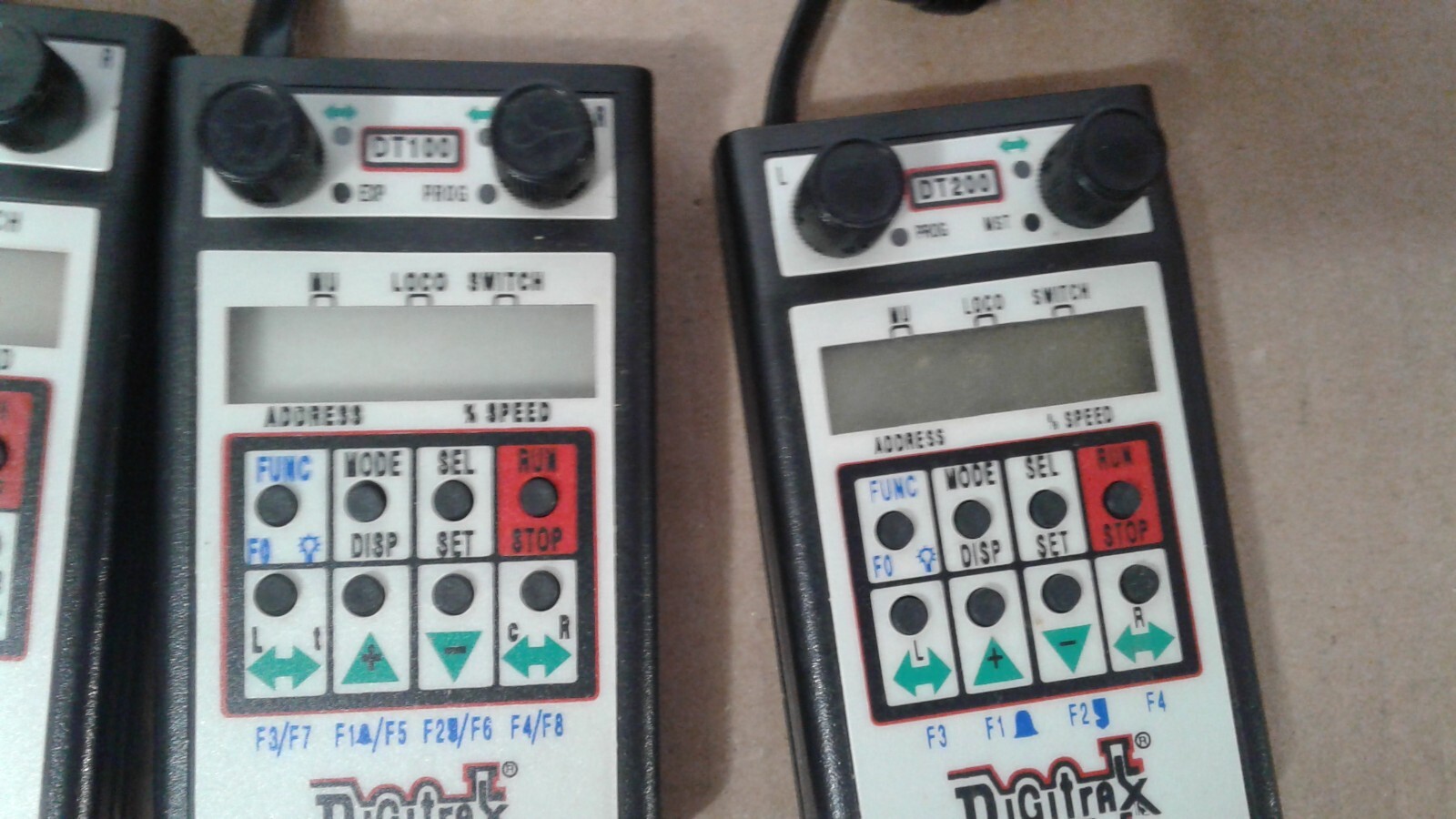 LOT Digitrax DCS100 & DB150, 3 DT100 & DT 200/