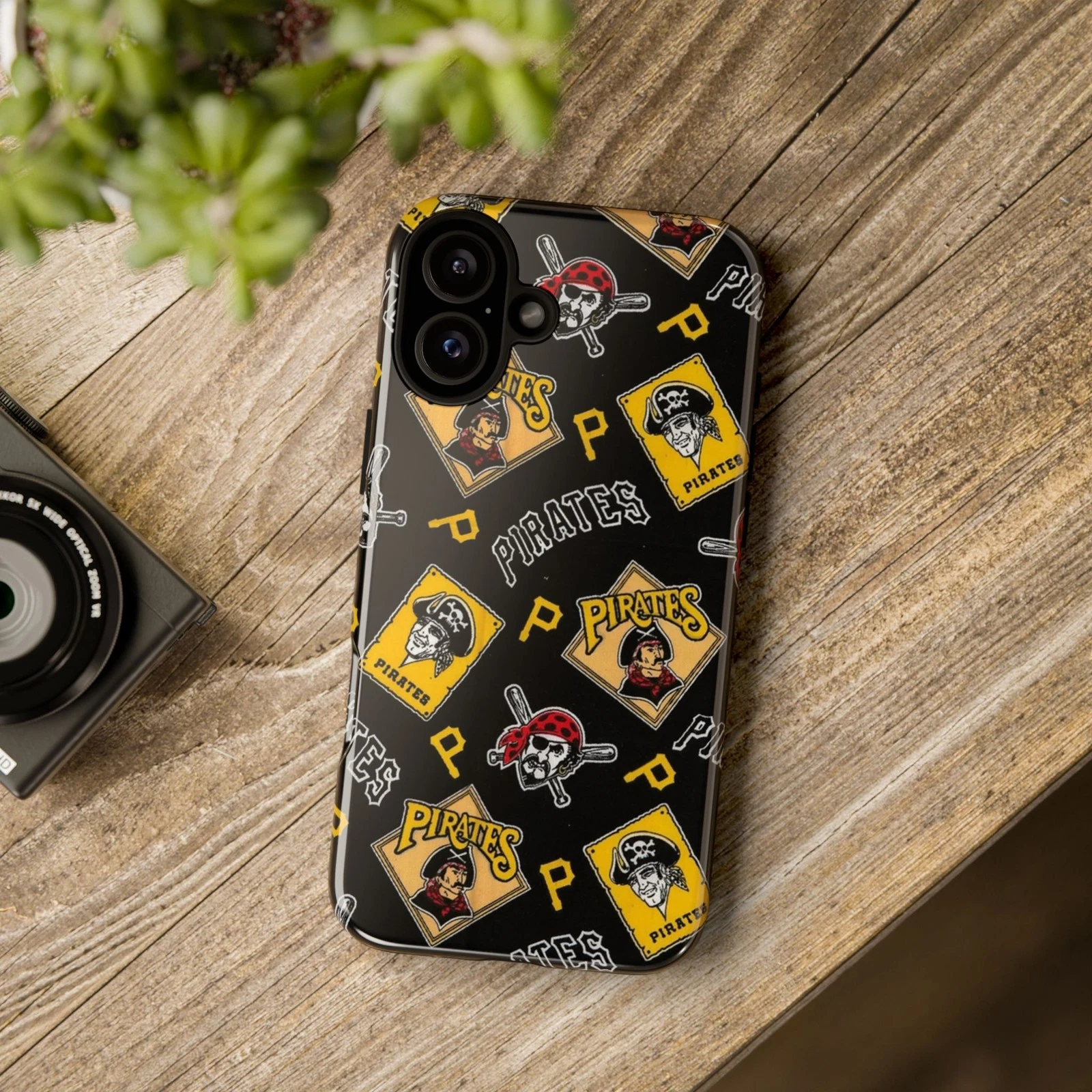 Pittsburgh Pirates Apple iPhone Cases