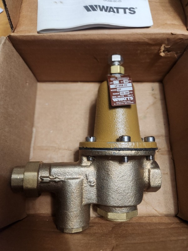 Watts Pressure Reducing Valve 1/2 LFU5B-LP-Z3