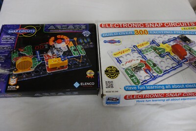 Lot of 2 Elenco Electronic Snap Circuits Exploration Kits SC-300 SCA-200 Arcade