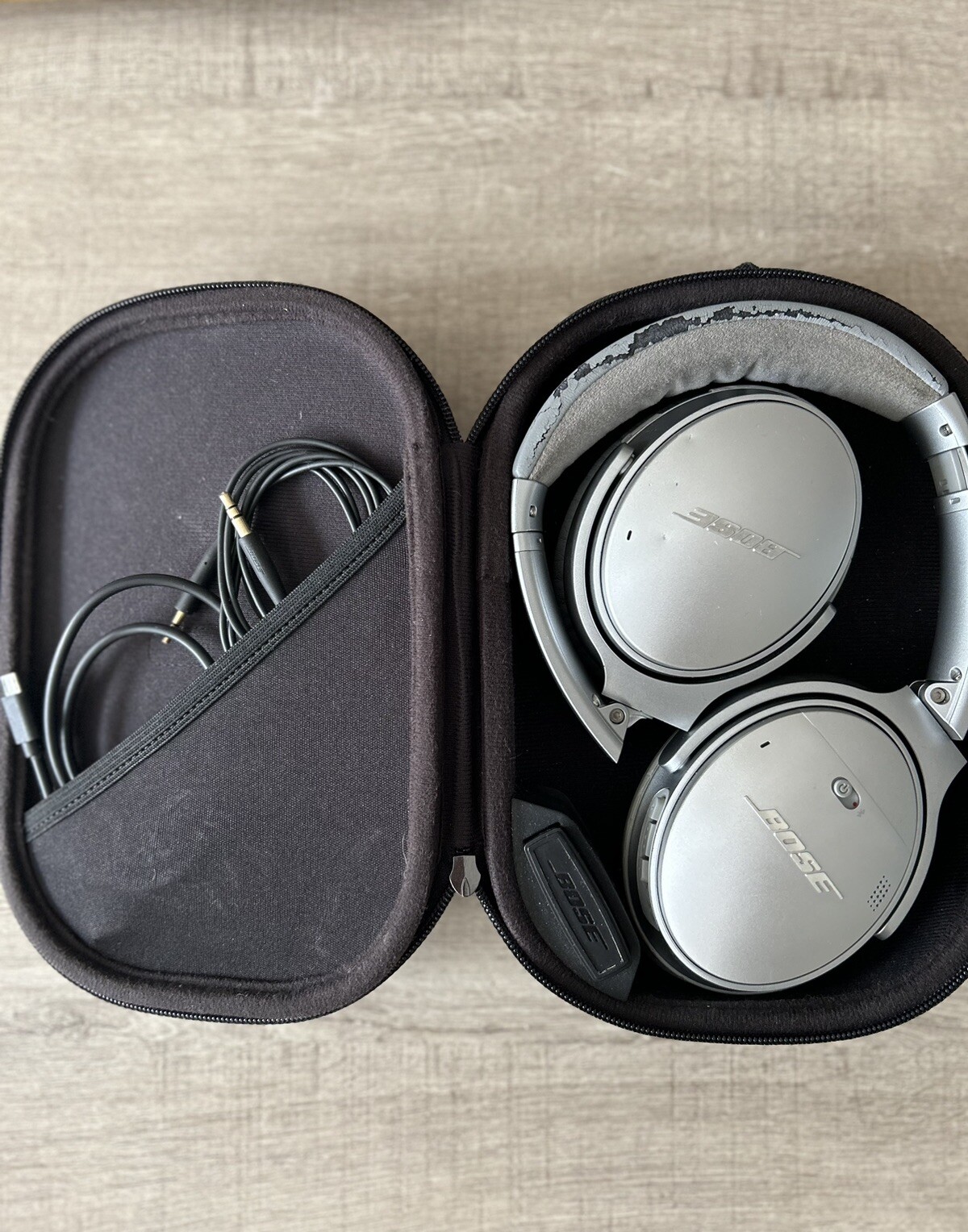 Bose QuietComfort 35 II Over the Ear Headphone - Silver-image