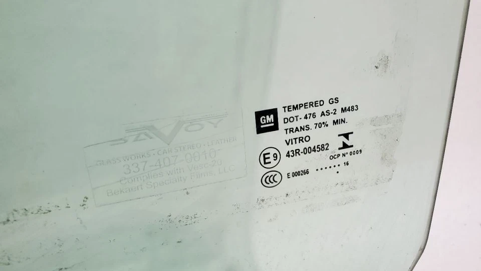 Puerta delantera izquierda vidrio OEM 2014 2015 2016 2017 2018 Chevrolet Silverado 1500 Foto 2 de 4