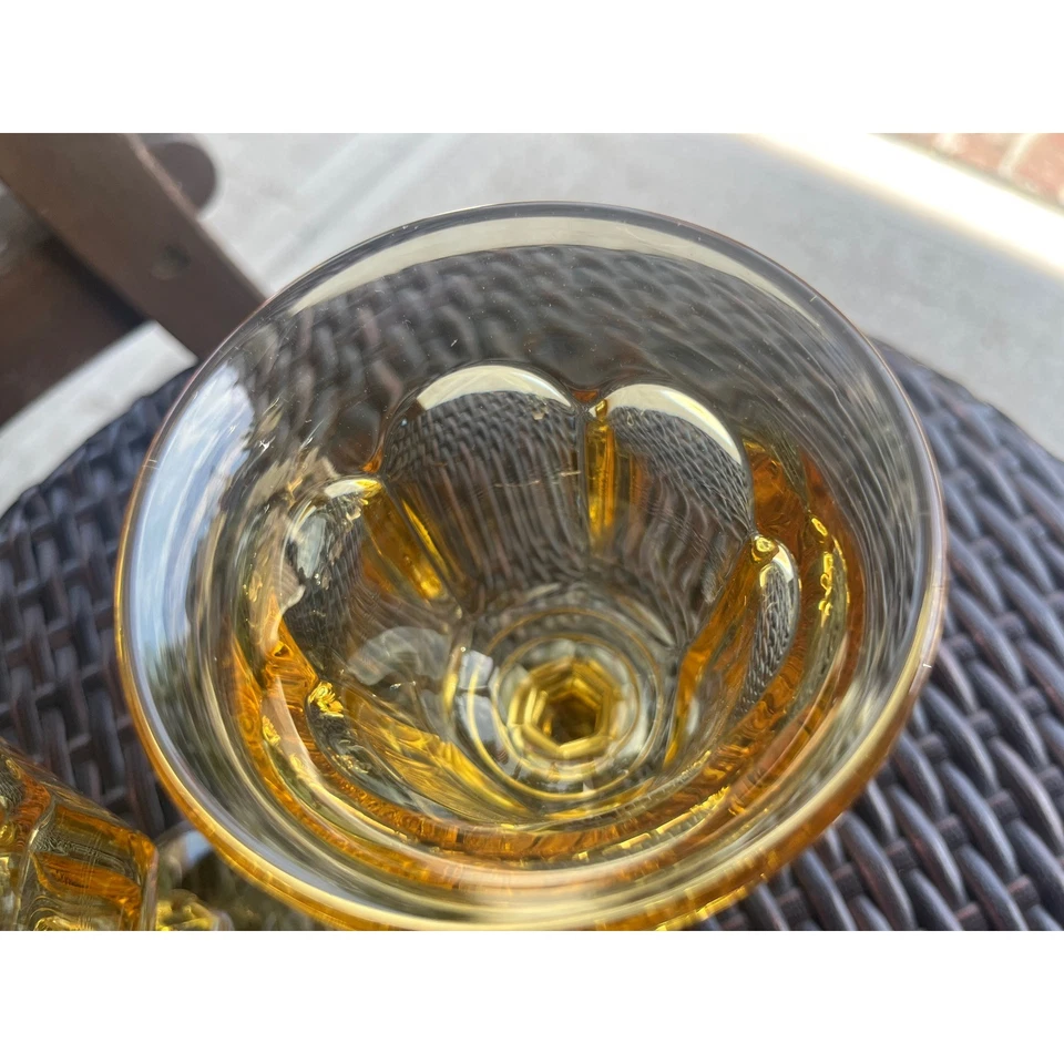 Juego de copas de vidrio vintage Imperial Old Williamsburg de 2 patas Foto 3 de 3