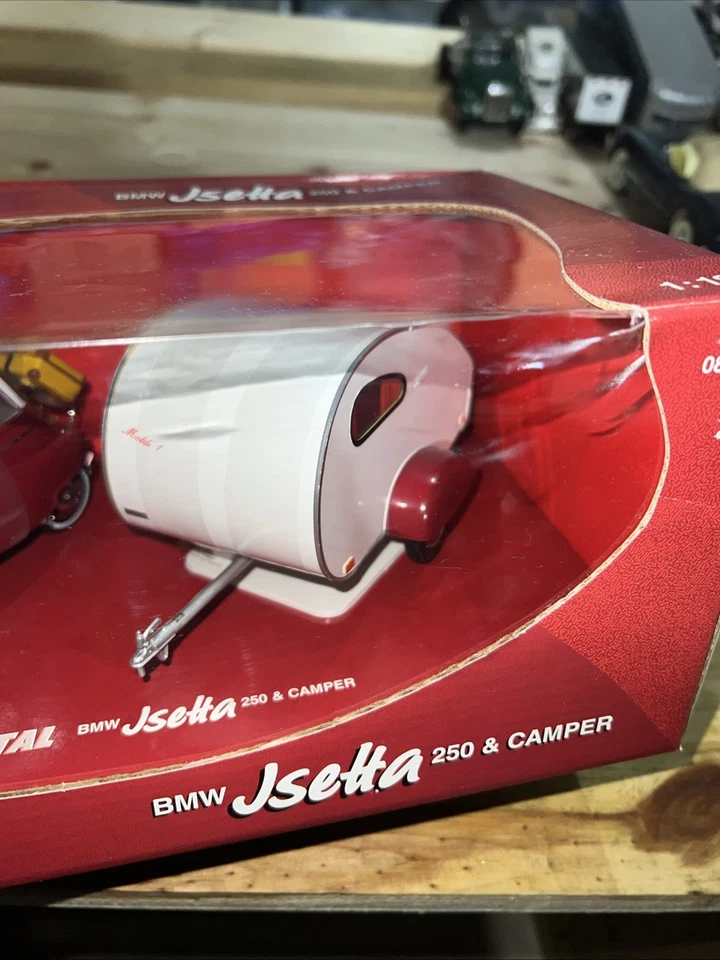 1:18 REVELL BMW JSETTA 250 & CAMPER Jsetta Rare - Image 4 of 4