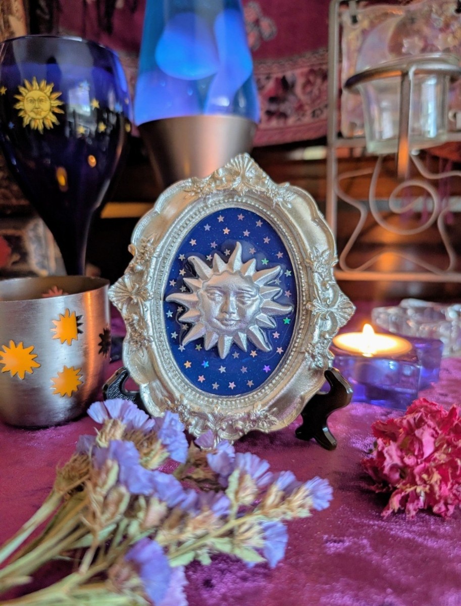 Mini Ornate Silver Sun Frame, 90s Vintage Inspired Celestial