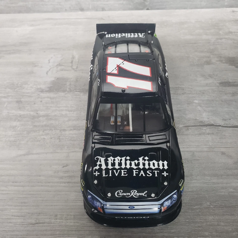 Matt Kenseth Affliction 2011 Ford Fusion 1/24 NASCAR Diecast /625 - Image 3 of 4