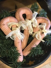 Primitive Candy Cane Bowl Fillers Tucks Set of 3 Winter Country Christmas Rusty
