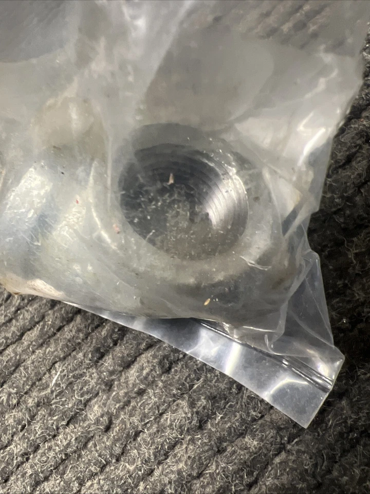 New Elbow 90-Deg Malleable Iron 1/2" 5P798B - Image 3 of 4