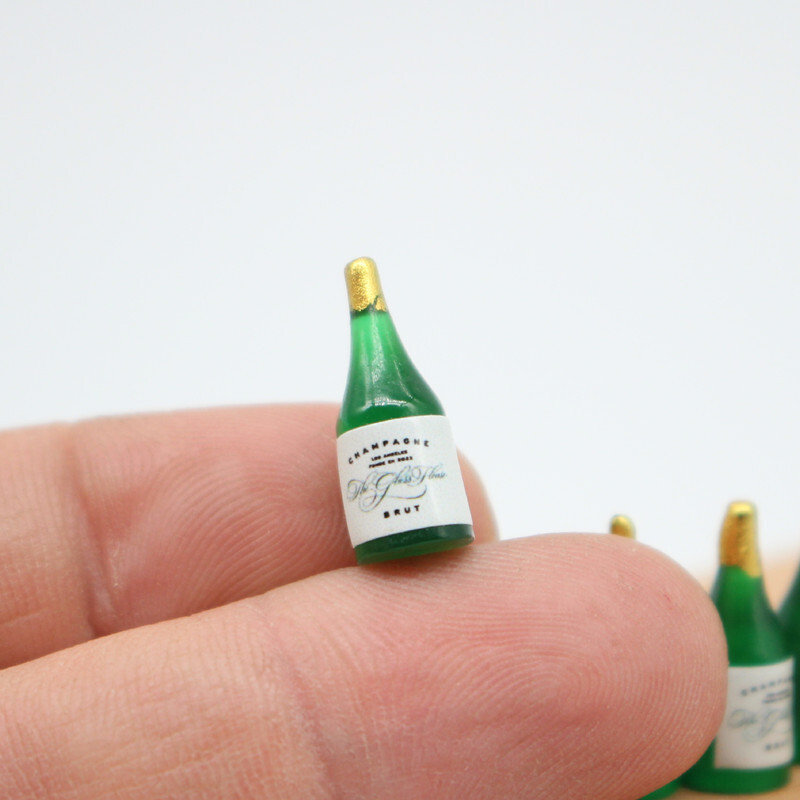 10 Stück Maßstab 1:12 Puppenhaus Miniatur Getränke Sake Weinflaschen Zubehör