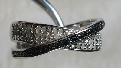 Größe 8+ Victoria Townsend DBJ Diamant 0,37 ct BYPASS STERLINGSILBER RING