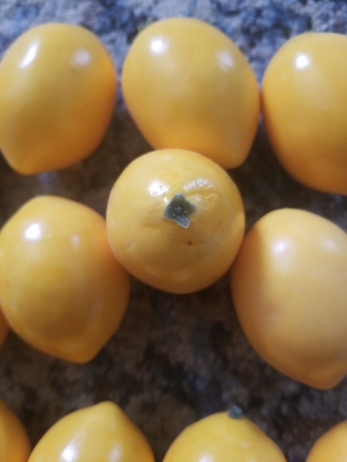 Home vase Filler Artificial 24 Lemons Fruit for Home Decoration Kitchen