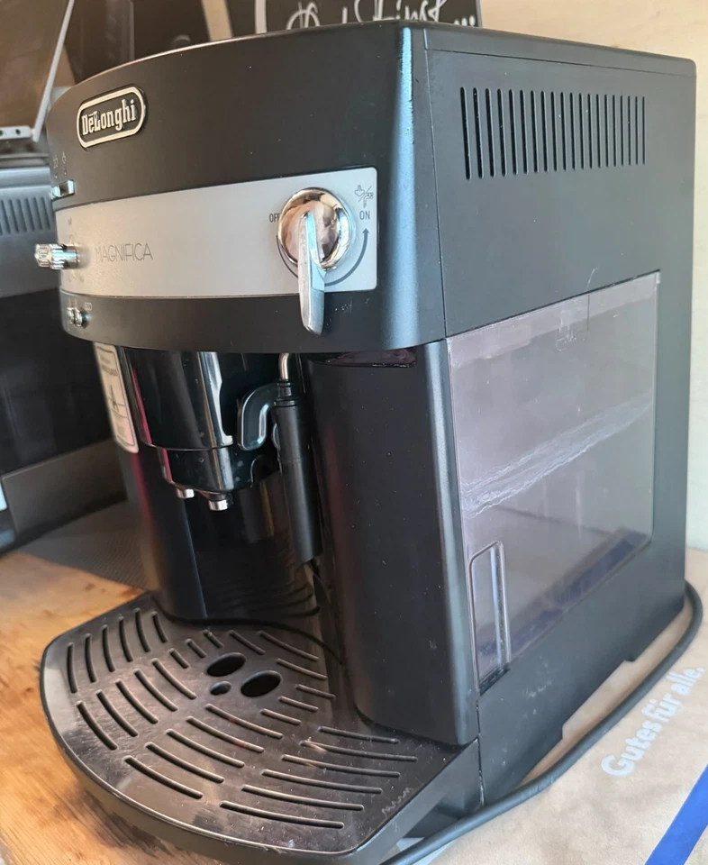 DeLonghi Magnifica S, Foto 3 von 5