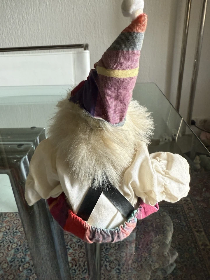 Clown, Harlekin, Kleiner Schelm,rotkarierte Trägerhose,28cm,Sammlerpuppe - Bild 3 von 4