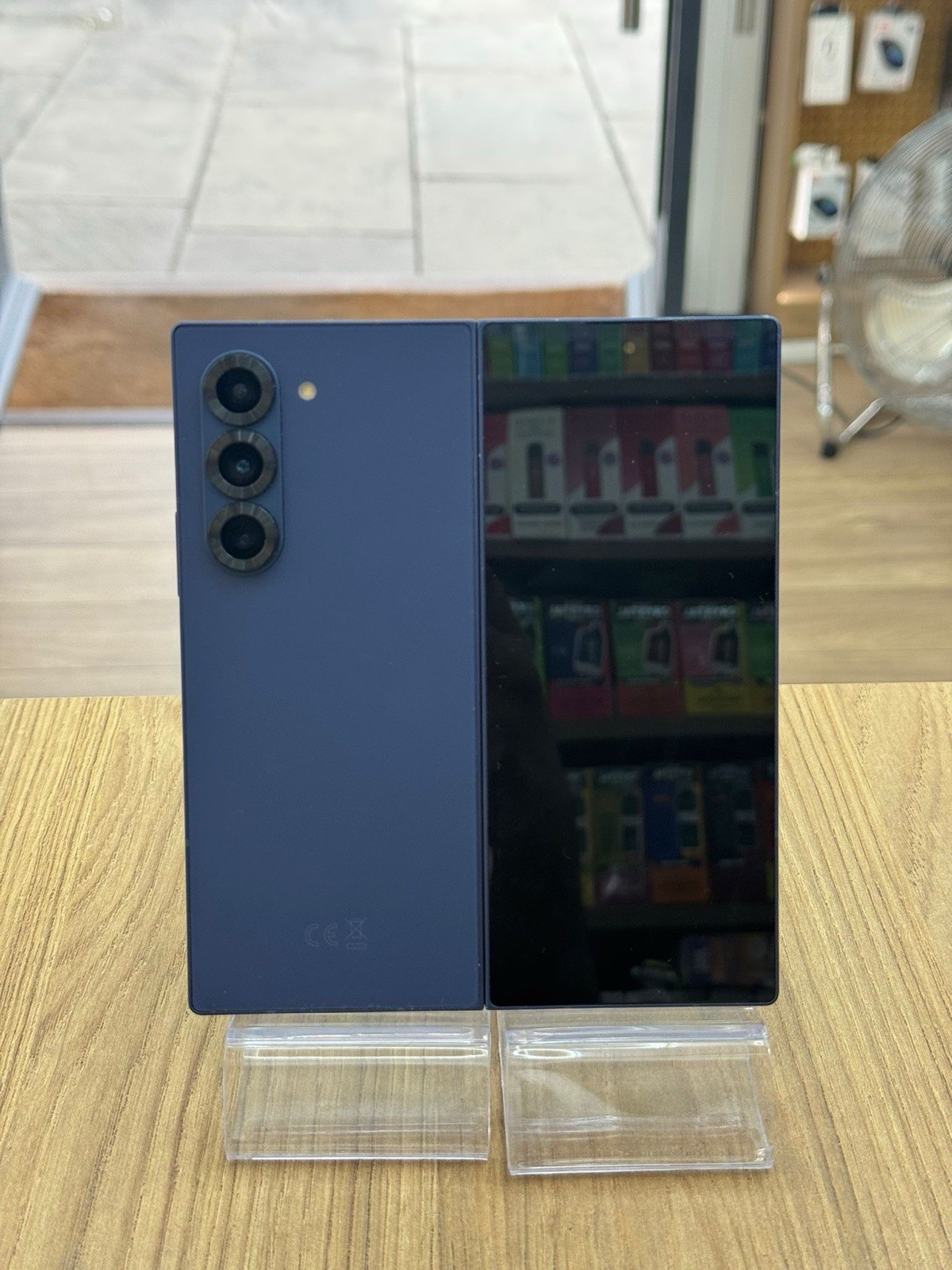 Samsung Galaxy Z Fold6 256GB Blue (Navy) Unlocked Excellent Condition UK Model