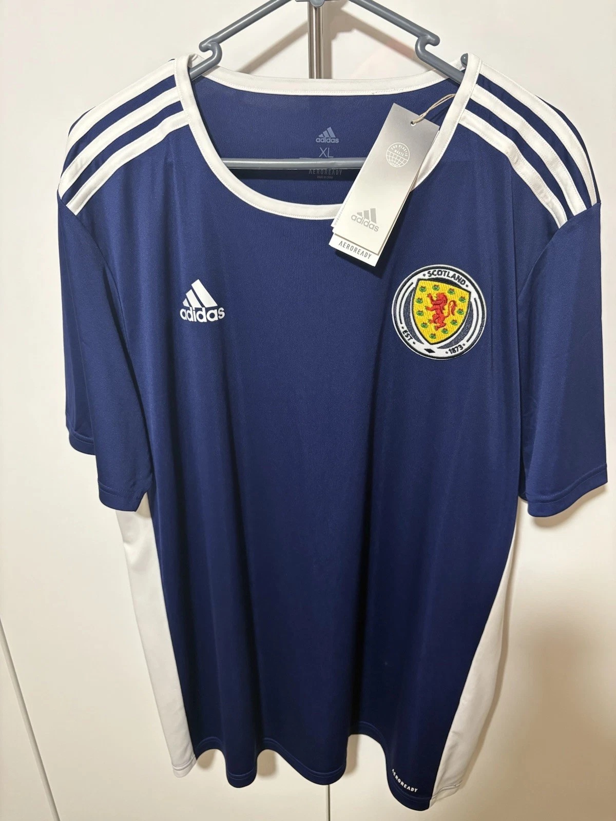 Adidas Scotland T-shirt. Navy. Mens Size X-Large.