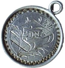 VINTAGE - 1885 SILVER SEATED DIME LOVE TOKEN - EDNA - GREAT ARTWORK - EC 8250