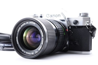 Canon AE-1 フィルムカメラ　ZOOM LENS FD 35-70mm Canon AE-1 Silver / Zoom Lens New FD 35-70mm f/4 Excellent+5 Y2946