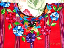 VINTAGE NEVER WORN/USED HUIPIL BLOUSE Gorgeous Embroidery