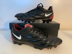 botas de futbol talla 45