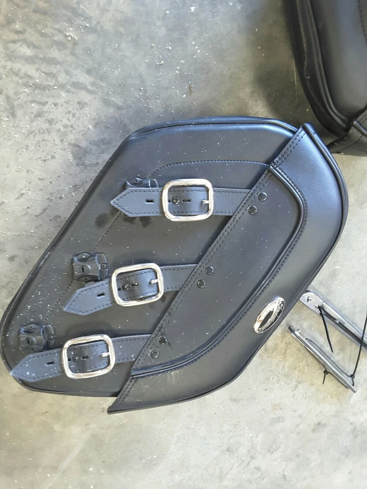 Harley Davidson Sportster 883 XL1200 2004-2006 bolsa alforjas Foto 3 de 4