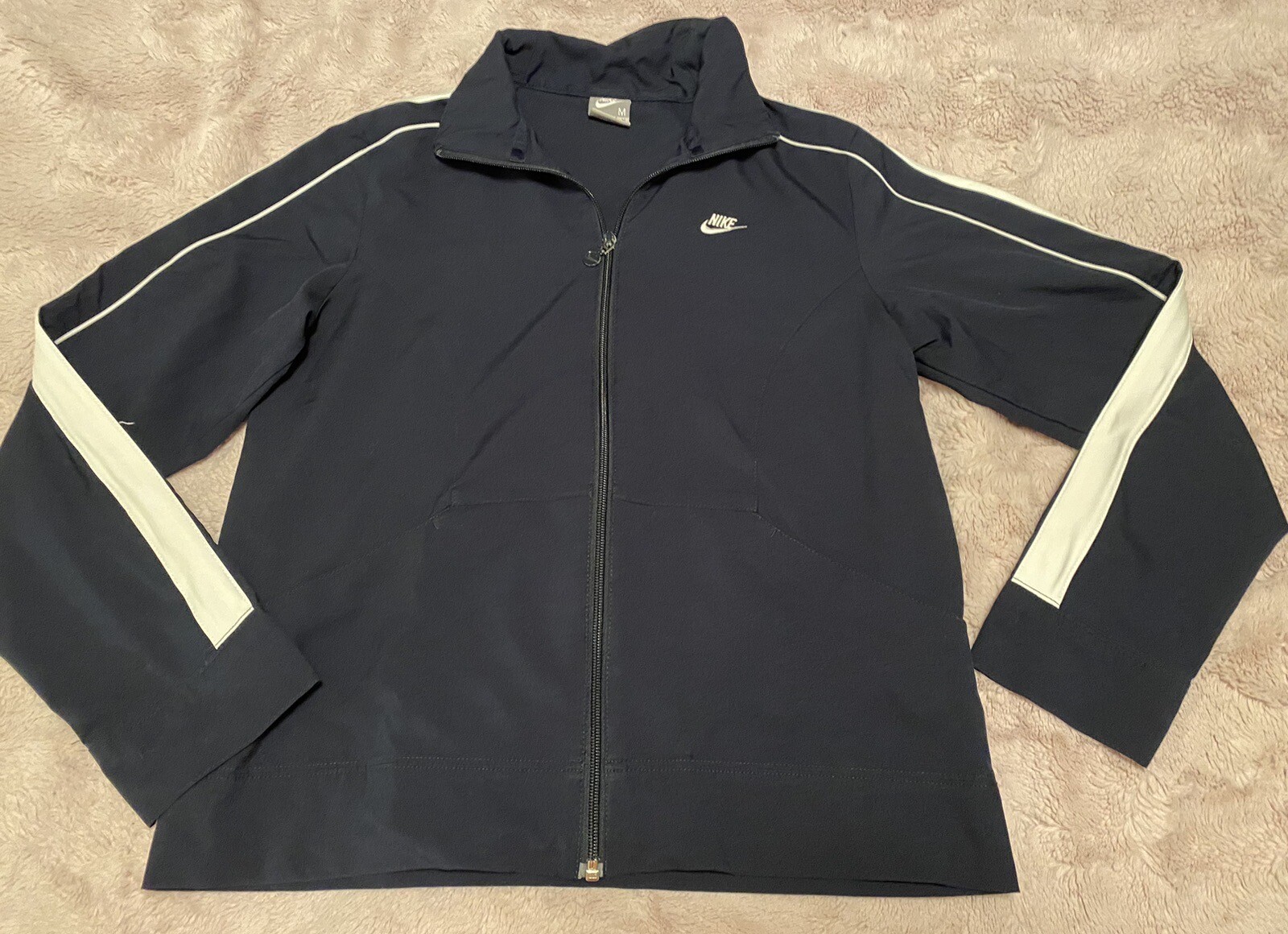 matching tracksuit set women's nike