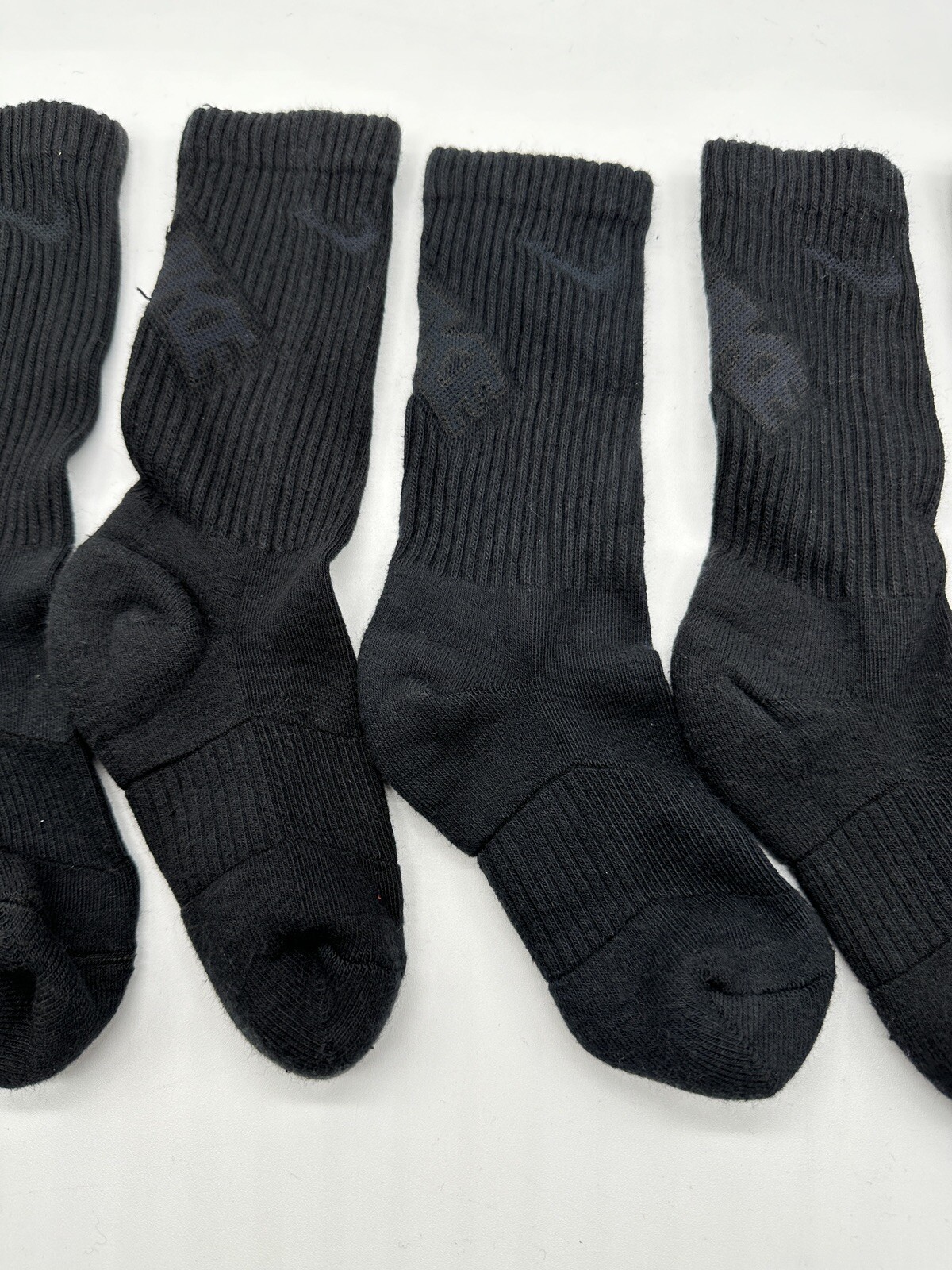 NEW 3 PAIRS NO TAG NIKE YOUTH CREW SOCKS SIZE SMALL KIDS SHOE SIZE 113