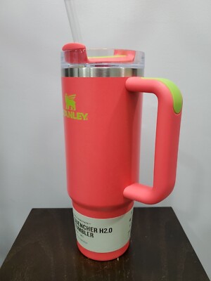Stanley FlowState Quencher H2.0 Tumbler / 30oz / Color: Hibiscus