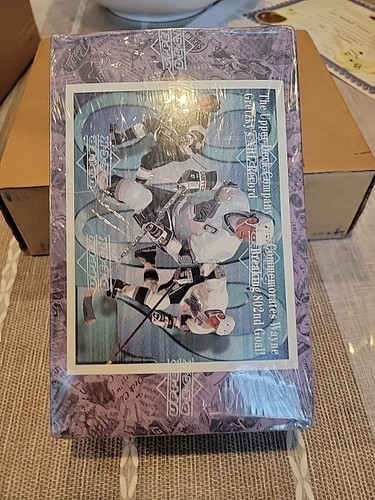 1994-95 Parkhurst by Upper Deck Hockey Box (40) Packs Brand New Sealed NHL - Picture 4 of 4