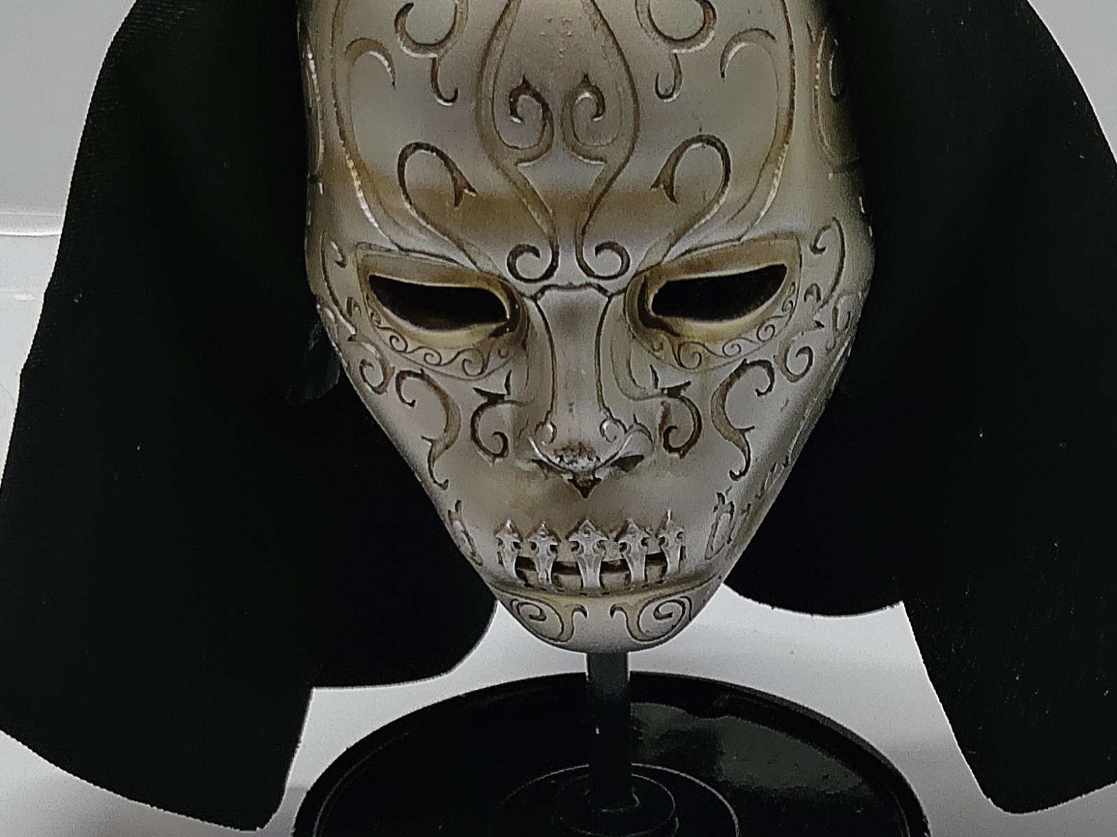 Bellatrix Lestrange Death Eater Mask Statue - Harry Potter