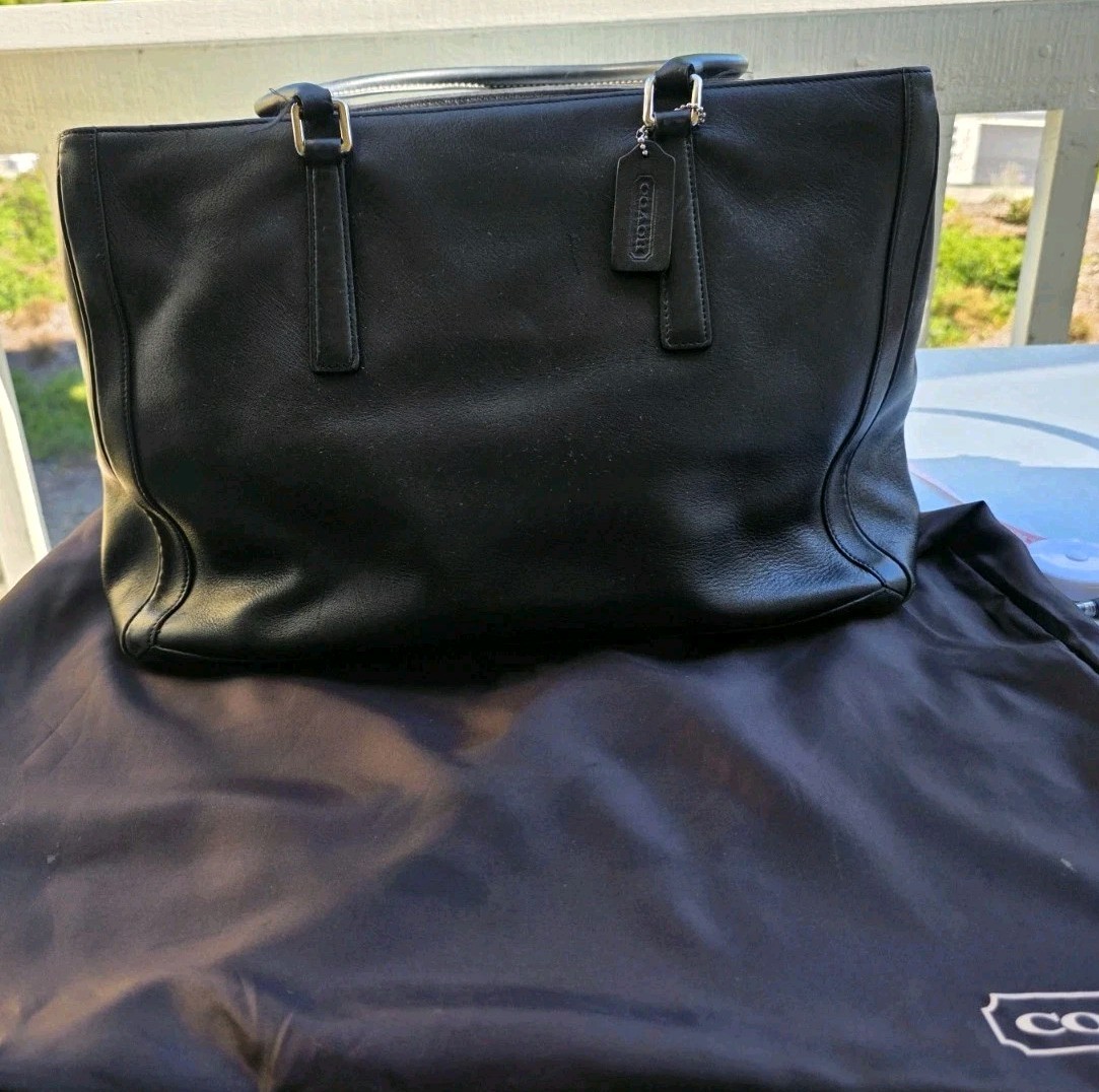 Coach 9426 Black Leather Tote Briefcase Spacious Laptop Tablet Briefcase Classic