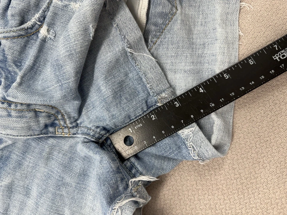 Vintage Y2K American Eagle Distressed Denim Shorts Mini Women’s Size 8 Roll Up  - Image 4 of 4