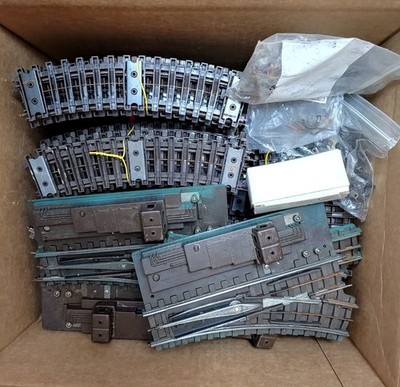 Large Lot Lionel Postwar Super O Track Switches Uncouplers Lockons Etc 220+ Pcs