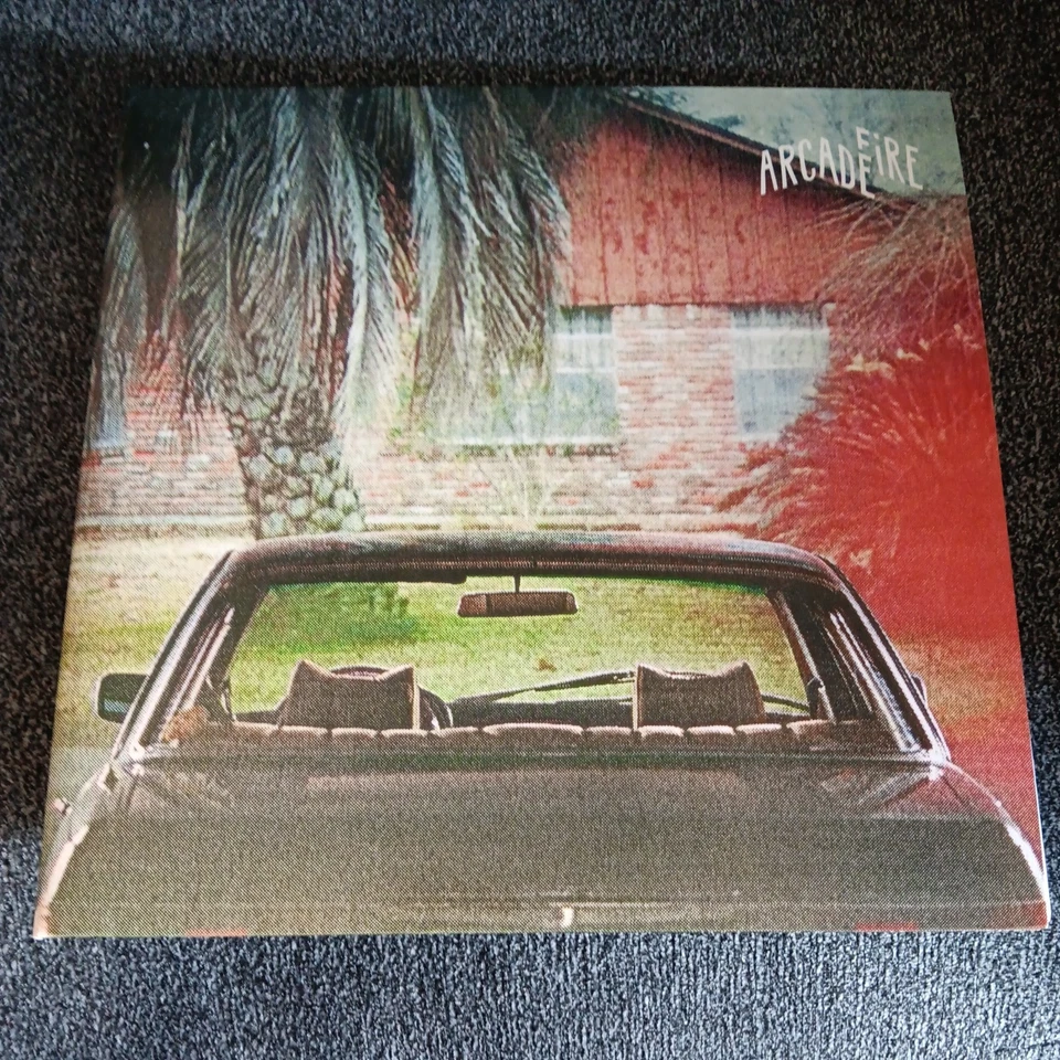 The Suburbs by Arcade Fire (Record, 2017) Foto 3 de 3