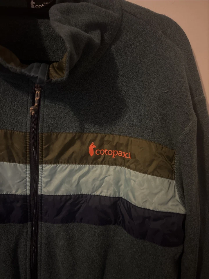 Chaqueta Cotopaxi Para Hombre 2XL Gris Teca Polar Bolsillos Cremallera Completa Cuello Alto Exterior Foto 3 de 4