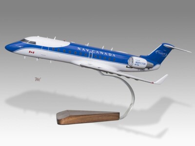 Bombardier CRJ-200ER Nav Canada Desk Wood Airplane New Model Large Scale 1/72