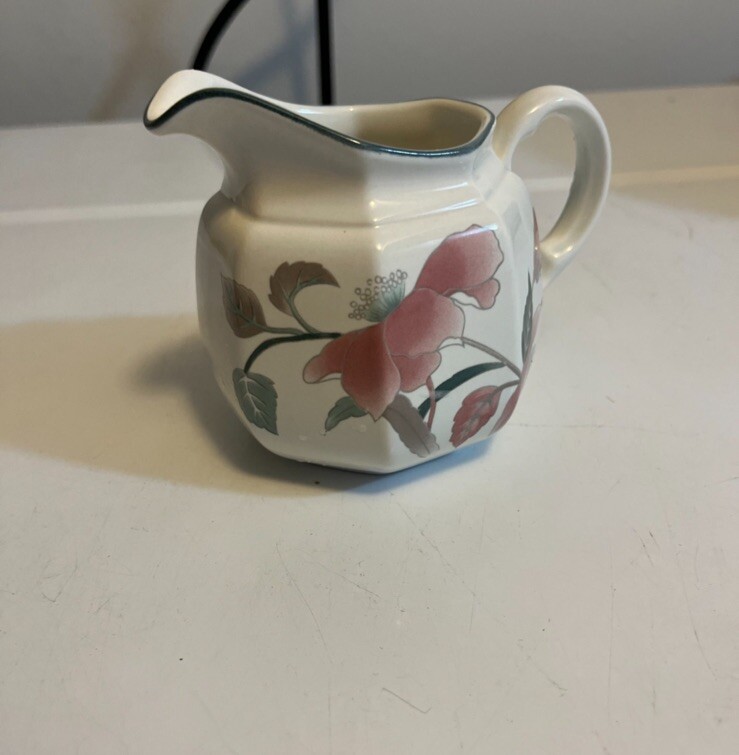 Picture 1 of 5