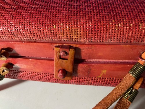 Vintage Italian Red Woven Rattan Straw Wicker Purse/Overnight, Made in Italy - Picture 2 of 6