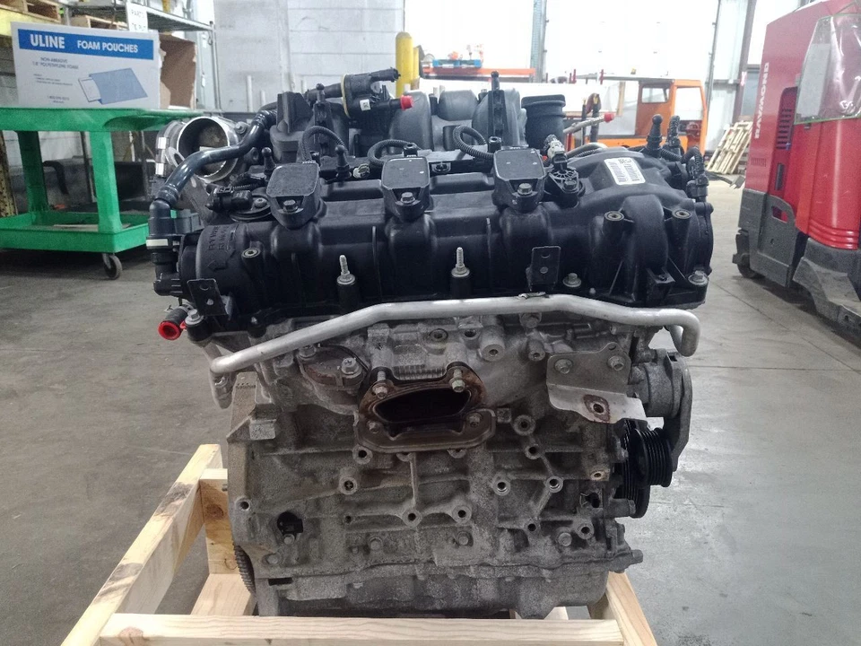 Engine / Motor Assembly 2017 Pacifica Sku#4289396 Foto 2 de 4