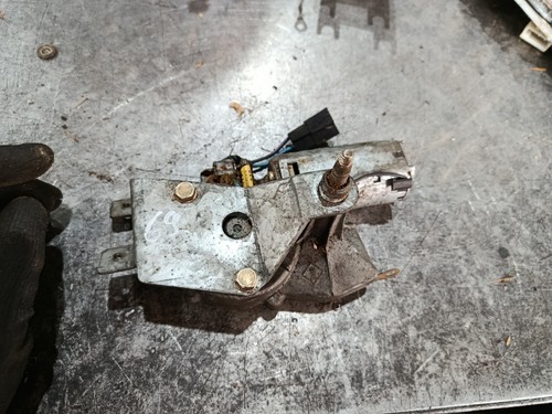 Opel Corsa A Scheibenwischermotor hinten 90320117 Wischermotor Heckwischermotor