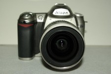 Nikon D50 Silver Digital SLR Camera Lens Kit AF-S DX Zoom-Nikkor ED 18-55mm
