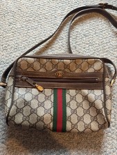1980’s Vintage Women’s Gucci Brown Small Sherry Line Web Striped Camera Bag