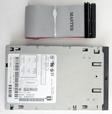 Iomega Zip 250 ATAPI Internal Drive Z250ATAPI IDE 3.5"  IDE Cable 100MB / 250MB