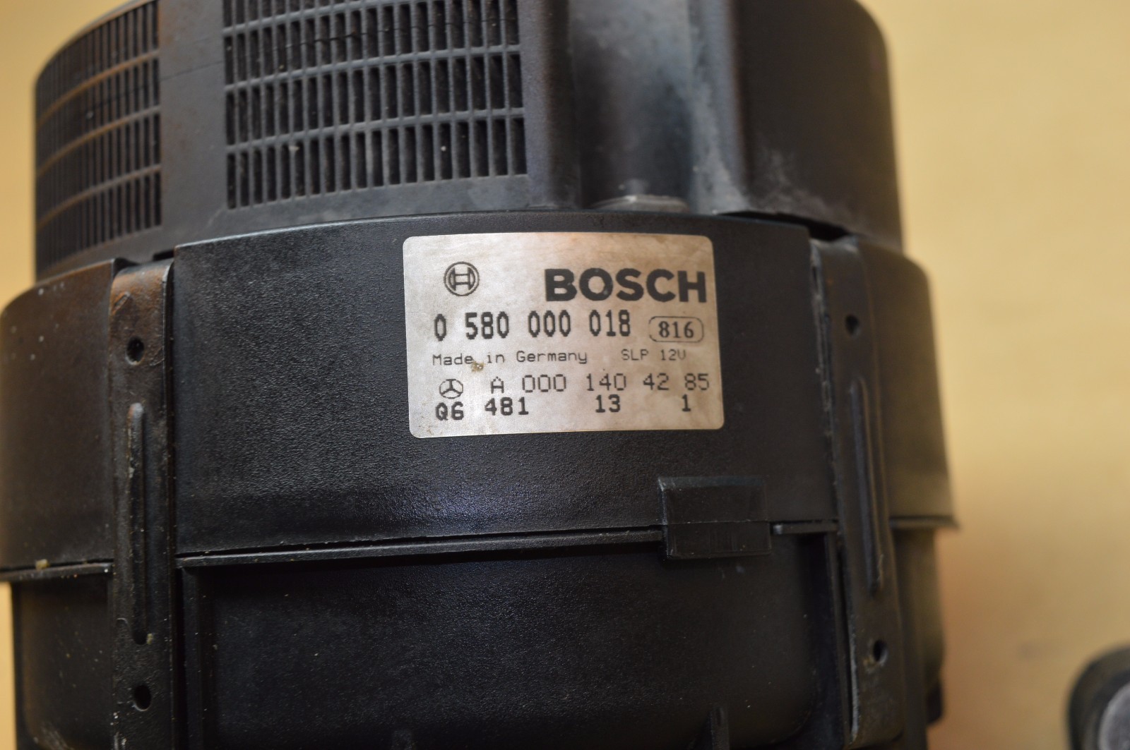 0306 W211 W215 W219 W220 MERCEDES E55 AMG SECONDARY AIR SMOG PUMP