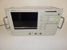 ^^ TEKTRONIX TDS5032B DIGITAL PHOSPHOR OSCILLOSCOPE (CCY4)