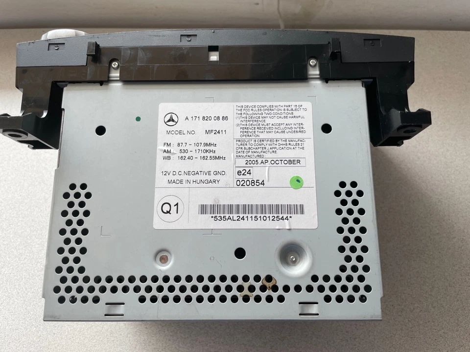 Mercedes-Benz SLK280 SLK350 R171 2004-2010 ~ RADIO REPRODUCTOR DE CD ~ A1718200686 Foto 3 de 4