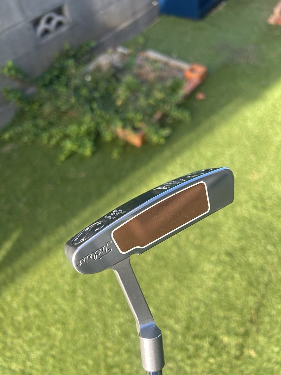 Putter Scotty Cameron Newport Button Back 2008 34 Pouces - Occasion Rare Bon état