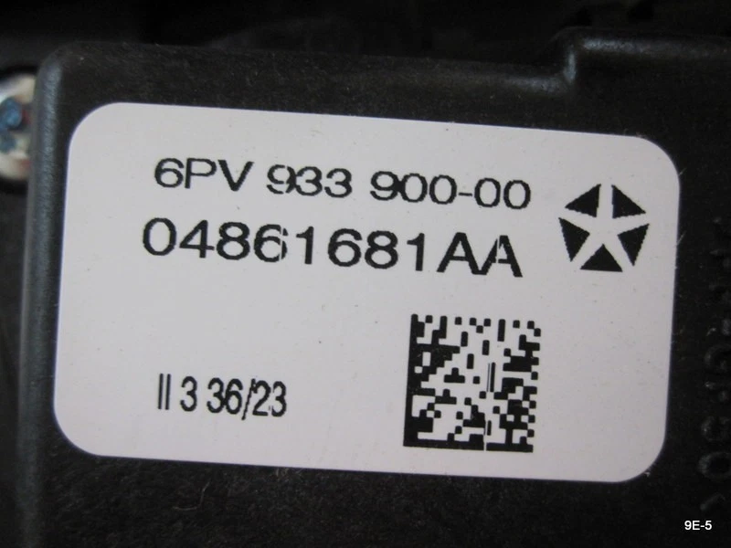 Pedal acelerador Mopar 4726005AD genuíno para 2005-06 Chrysler 300 - Imagem 2 de 4