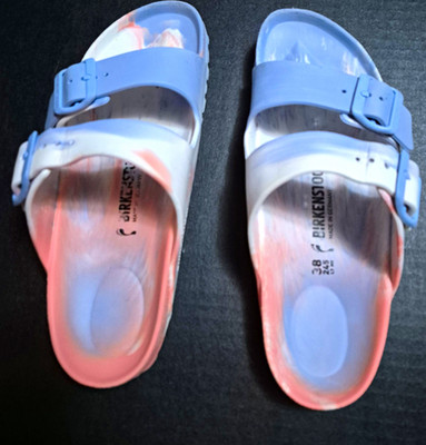 Birkenstock Women s Marbled Synthetic Slide Sandals Buckle Accent EU 38
